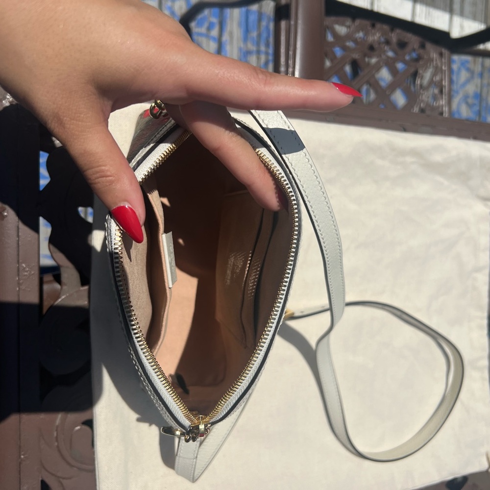 Floral GUCCI Shoulder Bag - Picture 4 of 7